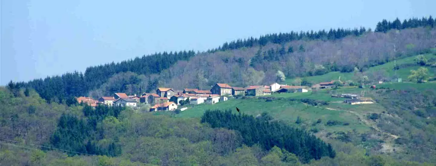 Vue sur la commune d'Esteil depuis le château d'eau de Brassac-les-Mines